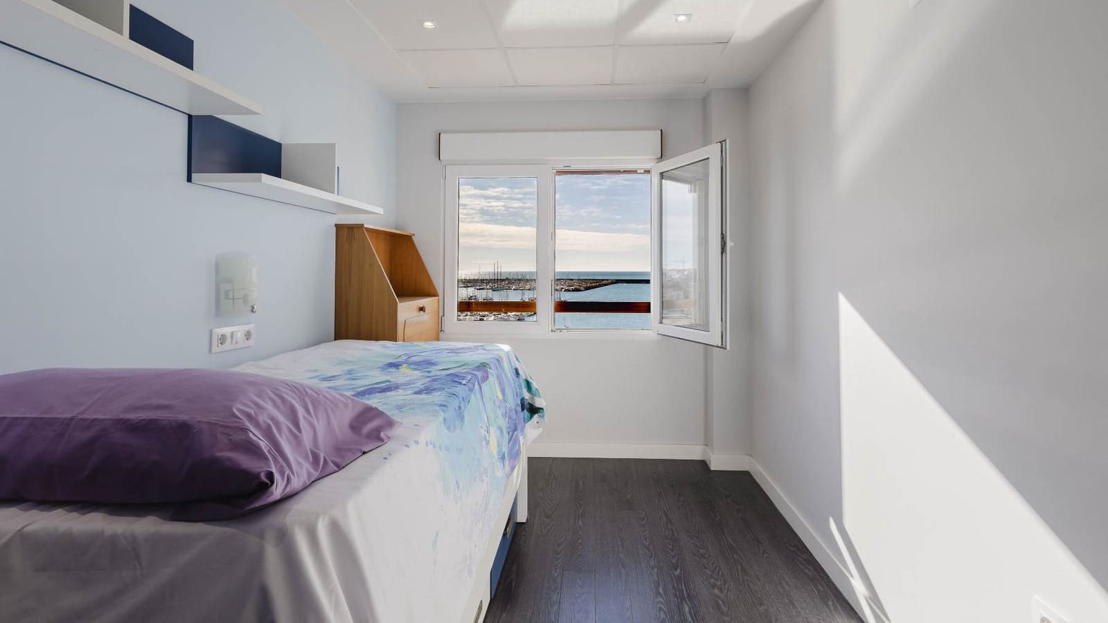 Apartamento de 3 habitaciones en Torrevieja en venta con piscina garaje - 389.500 € (Ref: 9793194)