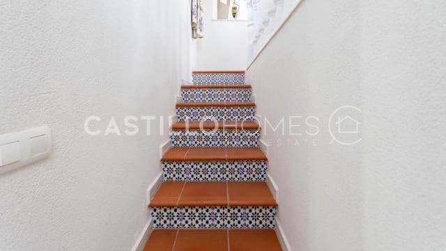 4 sypialnia Willa na sprzedaż w El Chaparral - La Siesta - La Torreta, Torrevieja z basenem garażem - 545 000 € (Ref: 9795352)