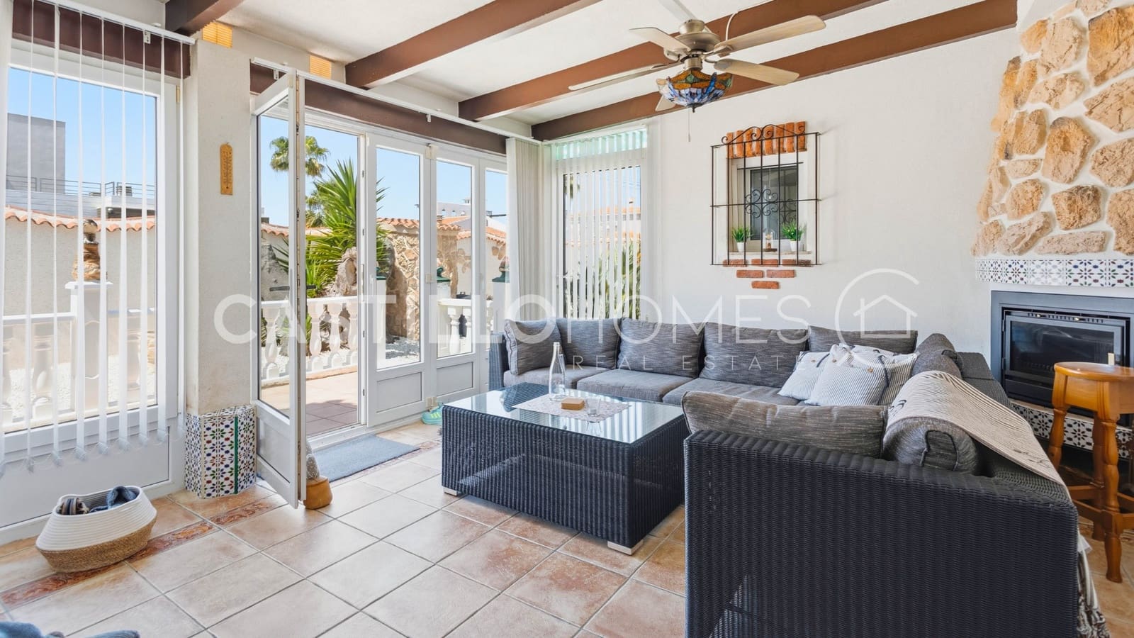 4 camera da letto Villa in vendita in Torrevieja con piscina garage - 545.000 € (Rif: 9795352)