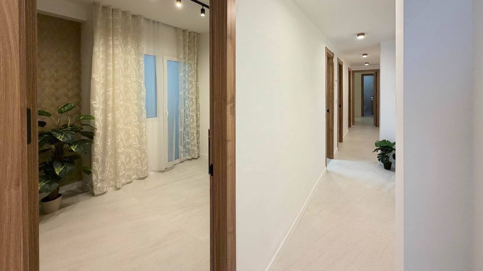 Apartamento de 4 habitaciones en Torrevieja en venta - 277.000 € (Ref: 9795535)