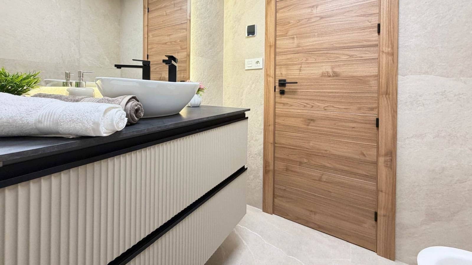 Apartamento de 4 habitaciones en Torrevieja en venta - 277.000 € (Ref: 9795535)