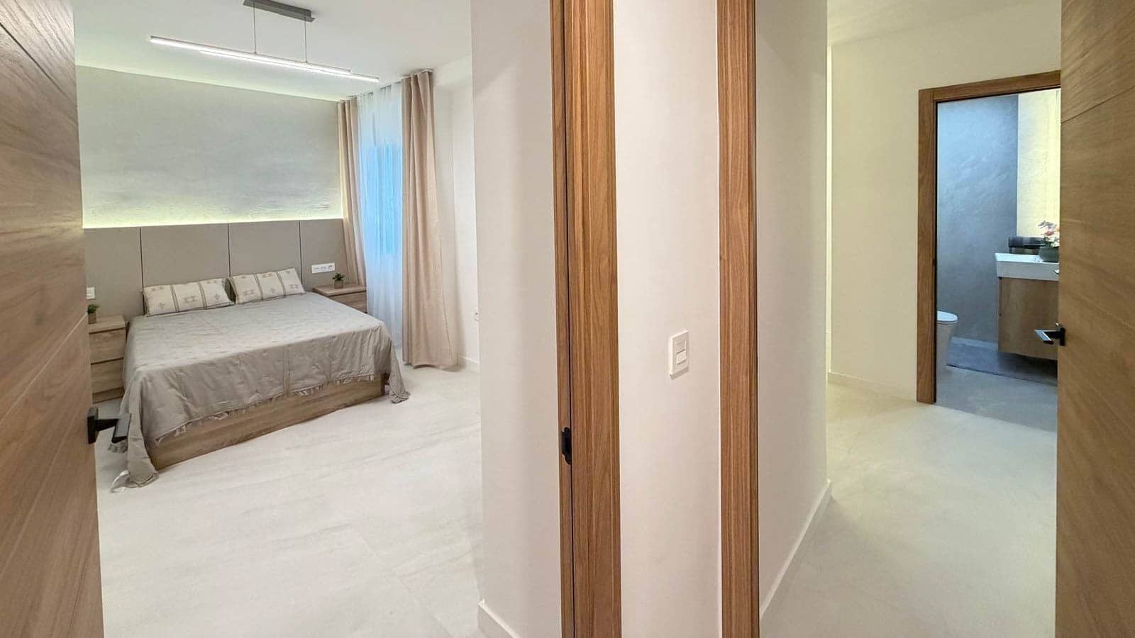 Apartamento de 4 habitaciones en Torrevieja en venta - 277.000 € (Ref: 9795535)