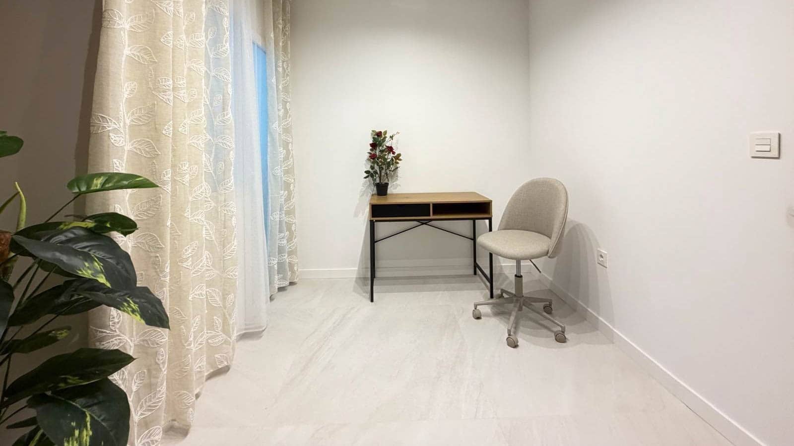 Apartamento de 4 habitaciones en Torrevieja en venta - 277.000 € (Ref: 9795535)