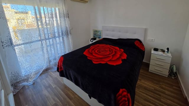 3 soveværelse Byhus til salg i El Chaparral - La Siesta - La Torreta, Torrevieja med swimmingpool - € 228.000 (Ref: 9798204)