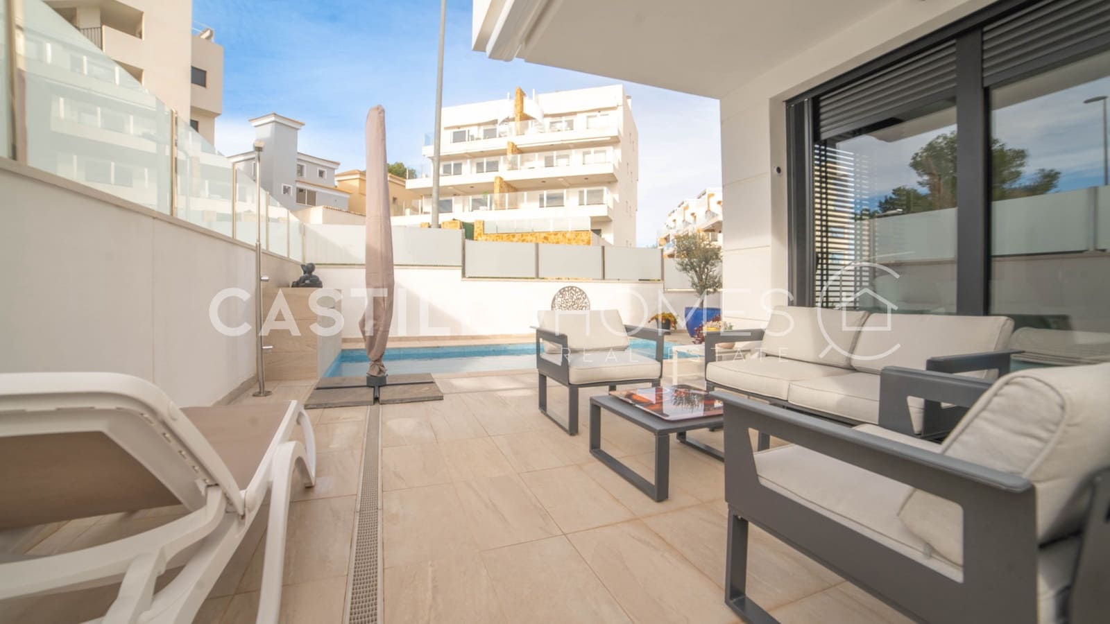 3 sovrum Villa till salu i Filipinas med pool - 485 000 € (Ref: 9814748)