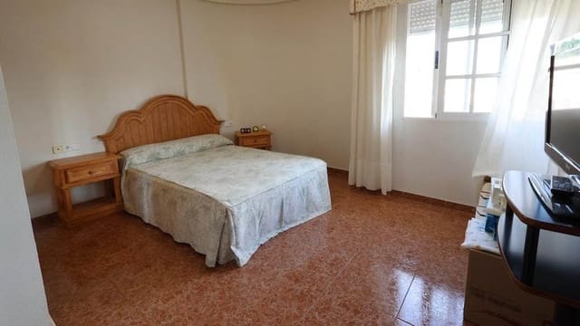 3 soveværelse Villa til salg i Los Altos med swimmingpool - € 330.000 (Ref: 9827955)