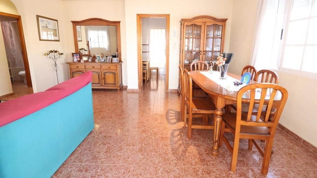 3 Zimmer Villa zu verkaufen in Los Altos mit Pool - 330.000 € (Ref: 9827955)