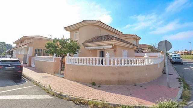 3 soveværelse Villa til salg i Los Altos med swimmingpool - € 330.000 (Ref: 9827955)