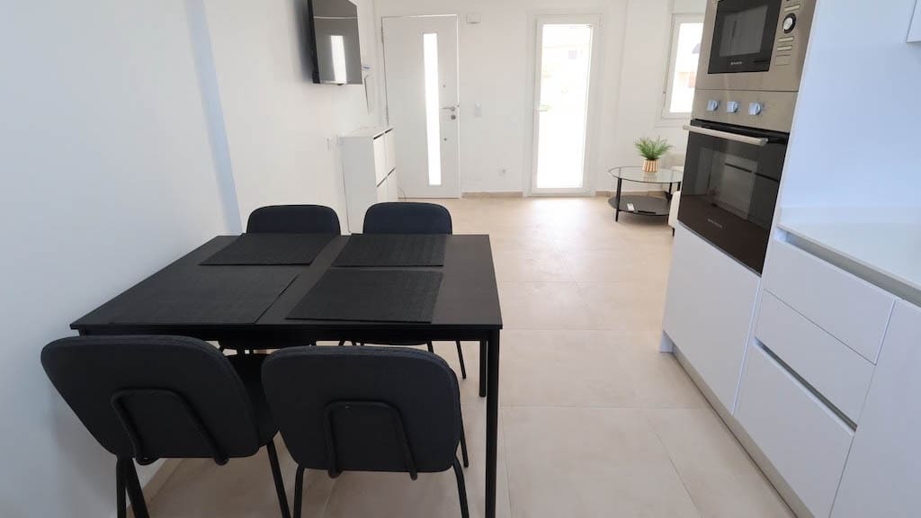 2 bedroom Bungalow for sale in La Zenia with garage - € 185,000 (Ref: 9833124)