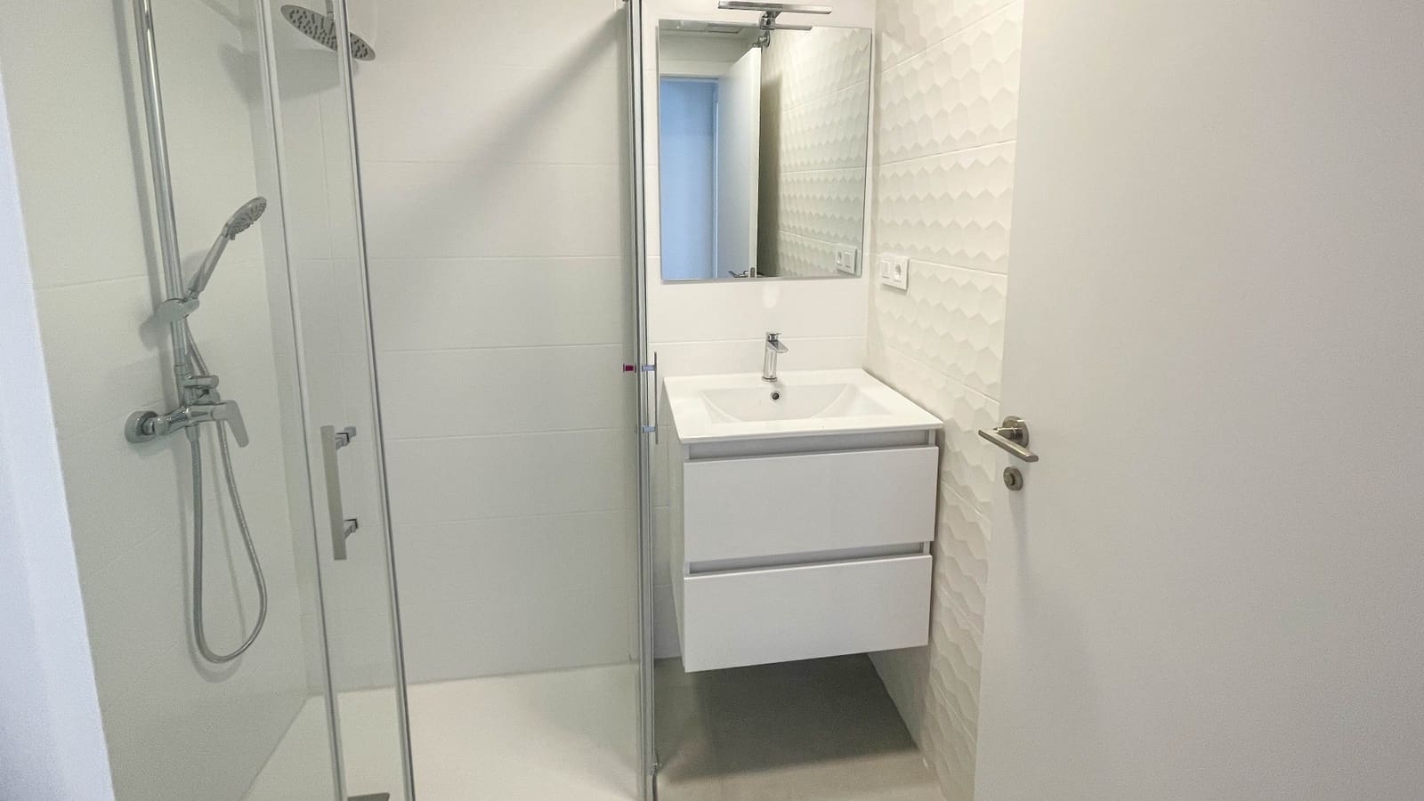 2 soverom Penthouse til salgs i Orihuela Costa med svømmebasseng - € 255 000 (Ref: 9834109)