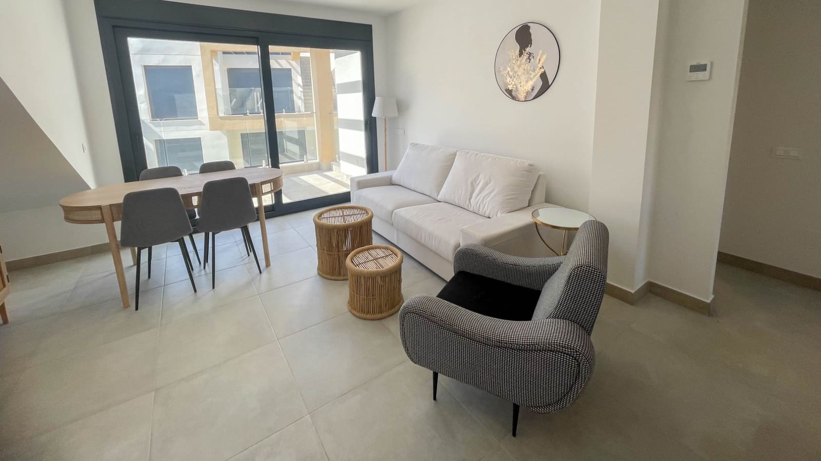 2 soverom Penthouse til salgs i Orihuela Costa med svømmebasseng - € 255 000 (Ref: 9834109)