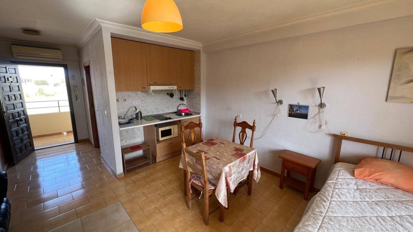 1 bedroom Studio for sale in Torrevieja - € 83,900 (Ref: 9841445)