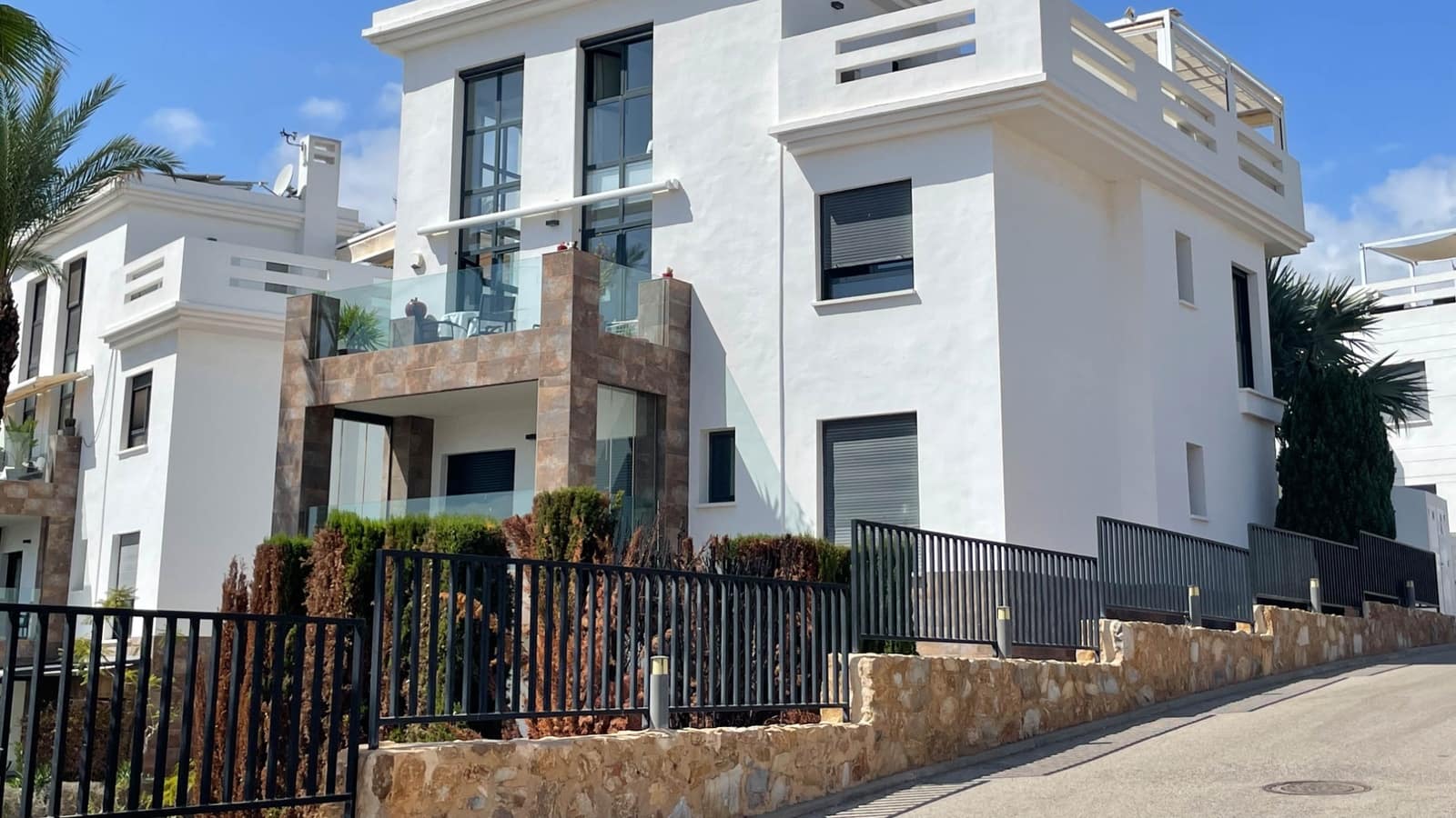 3 soveværelse Penthouse til salg i Orihuela Costa med swimmingpool - € 385.000 (Ref: 9858288)