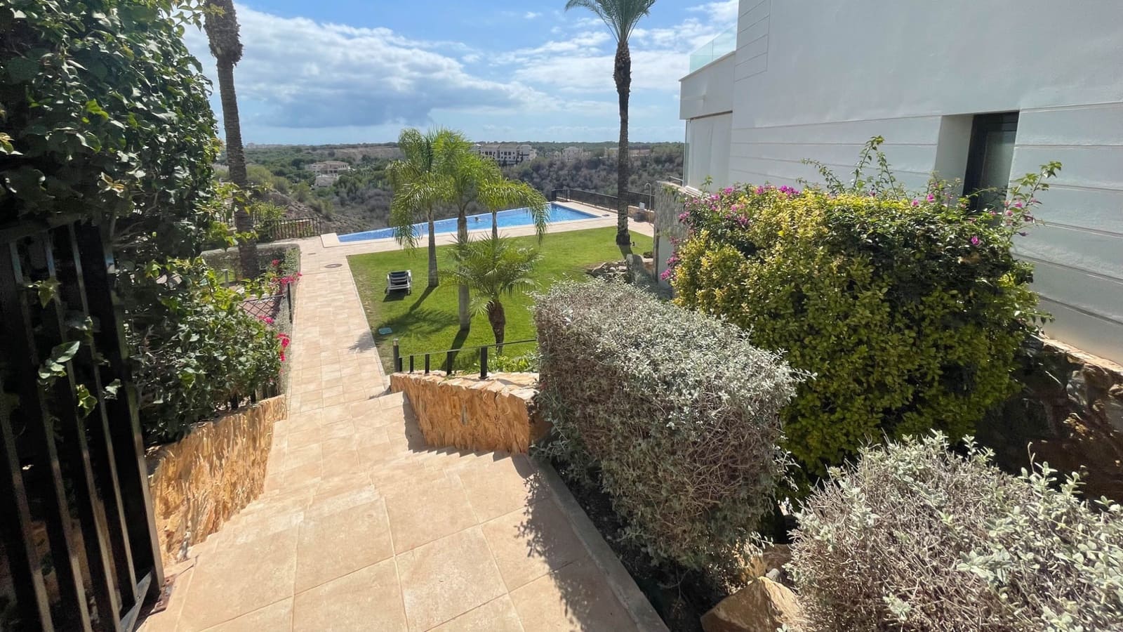 3 soveværelse Penthouse til salg i Orihuela Costa med swimmingpool - € 385.000 (Ref: 9858288)