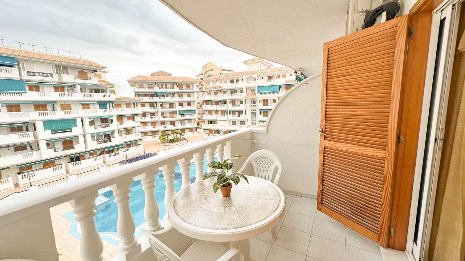 1 soverom Leilighet til salgs i La Mata med svømmebasseng - € 155 000 (Ref: 9860869)