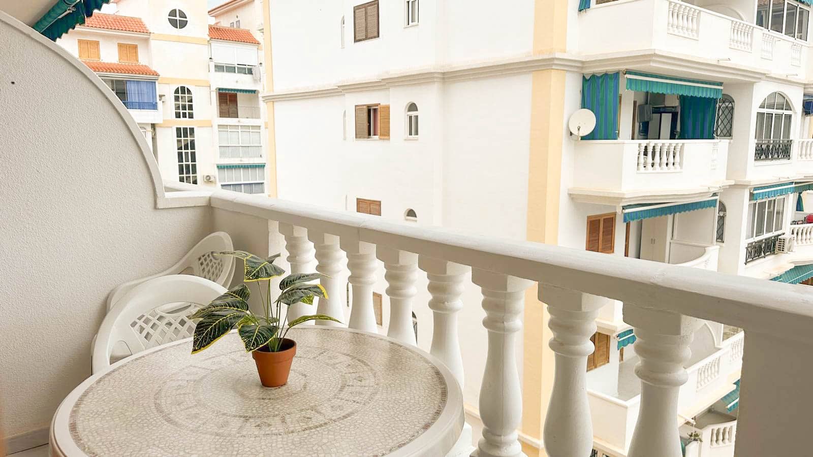 1 soverom Leilighet til salgs i La Mata med svømmebasseng - € 155 000 (Ref: 9860869)