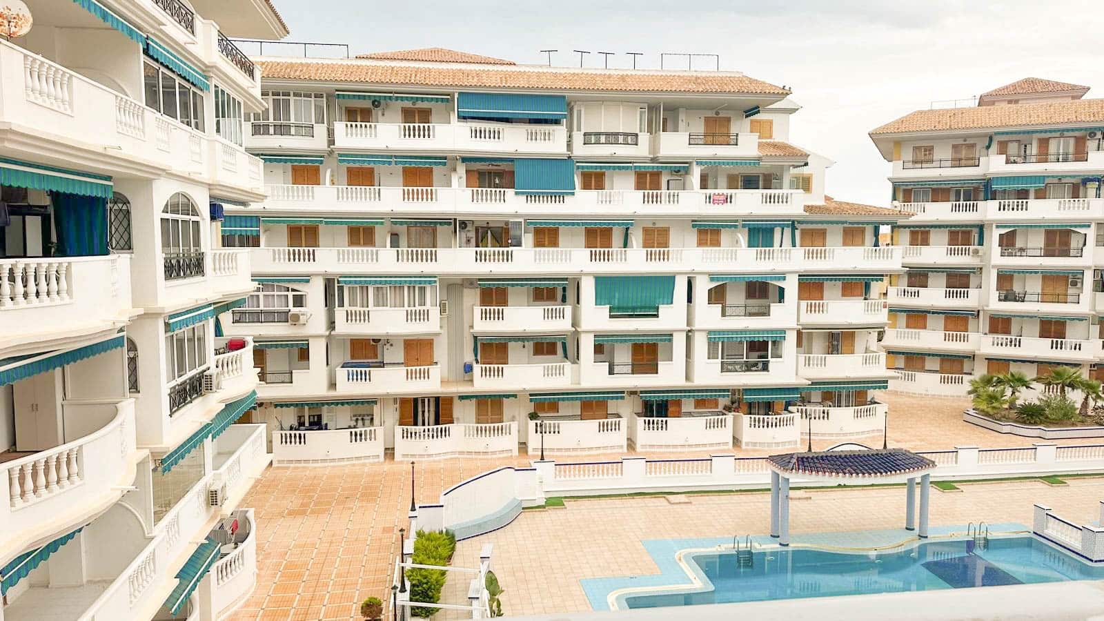 1 soverom Leilighet til salgs i La Mata med svømmebasseng - € 155 000 (Ref: 9860869)