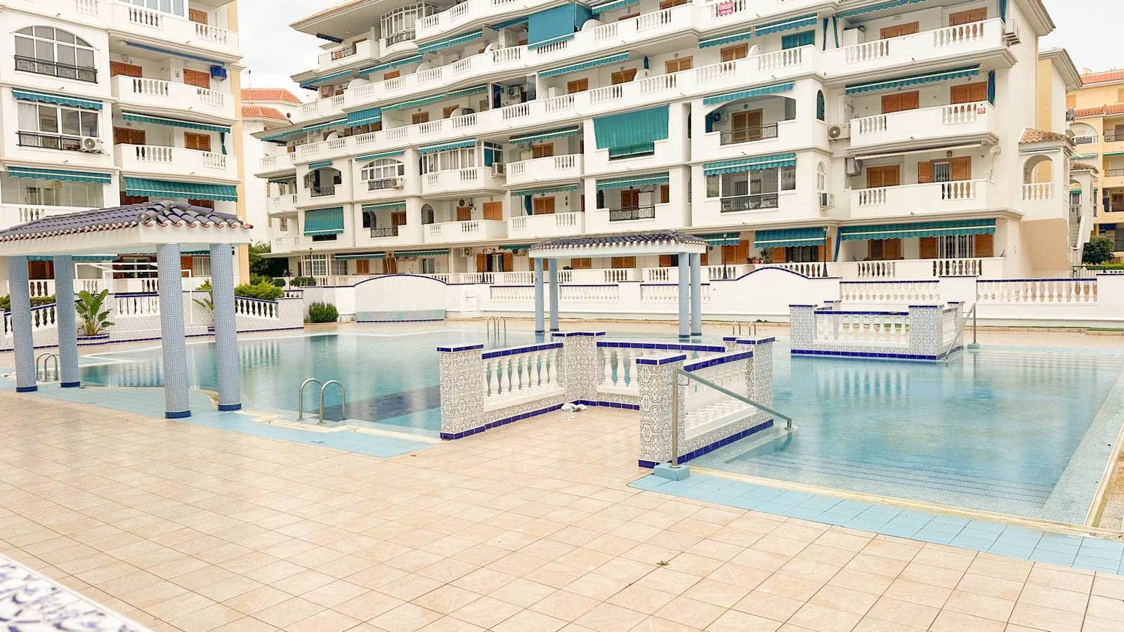 1 soverom Leilighet til salgs i La Mata med svømmebasseng - € 155 000 (Ref: 9860869)