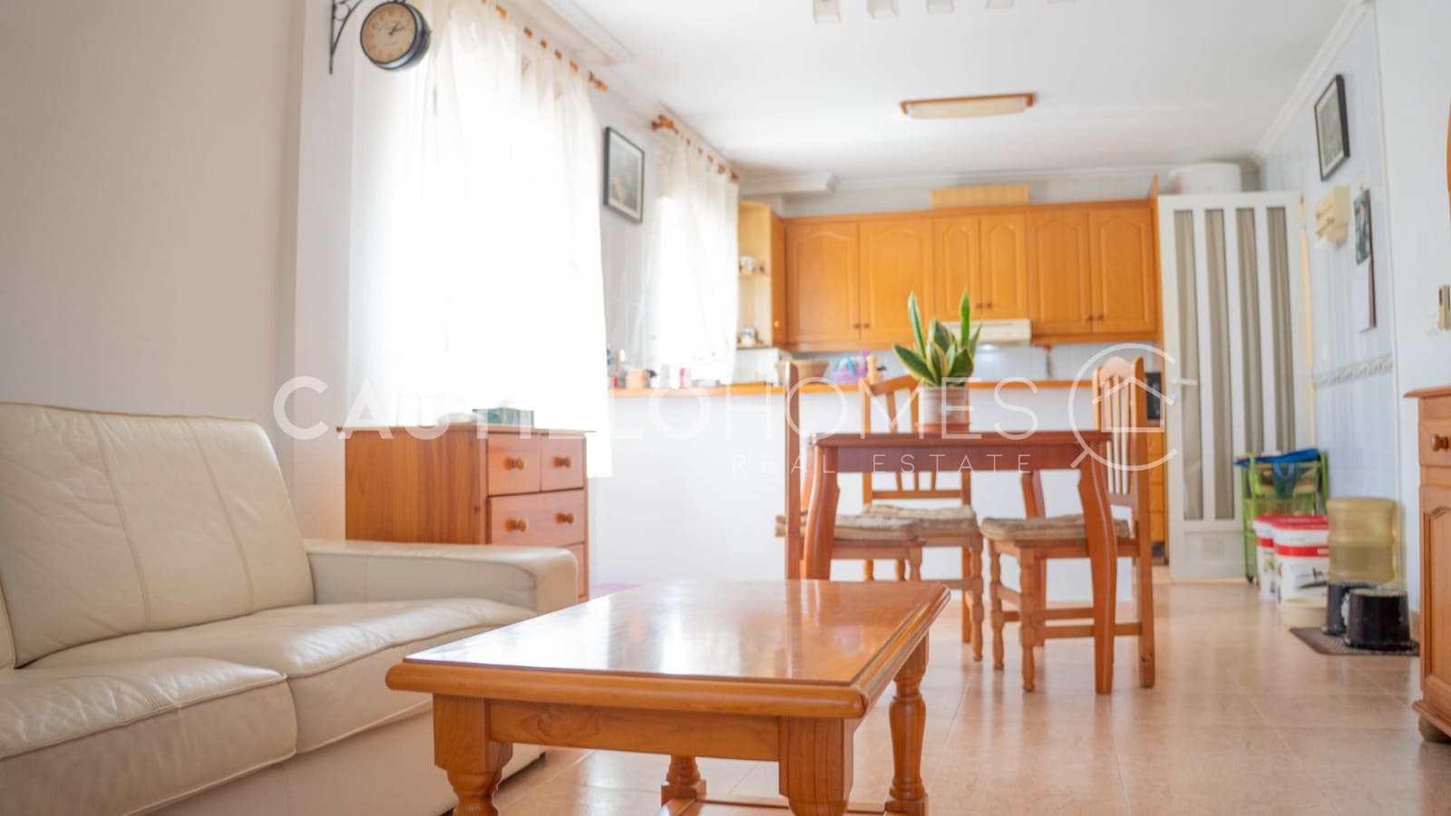 3 soverom Bungalow til salgs i La Florida med svømmebasseng garasje - € 196 999 (Ref: 9867505)