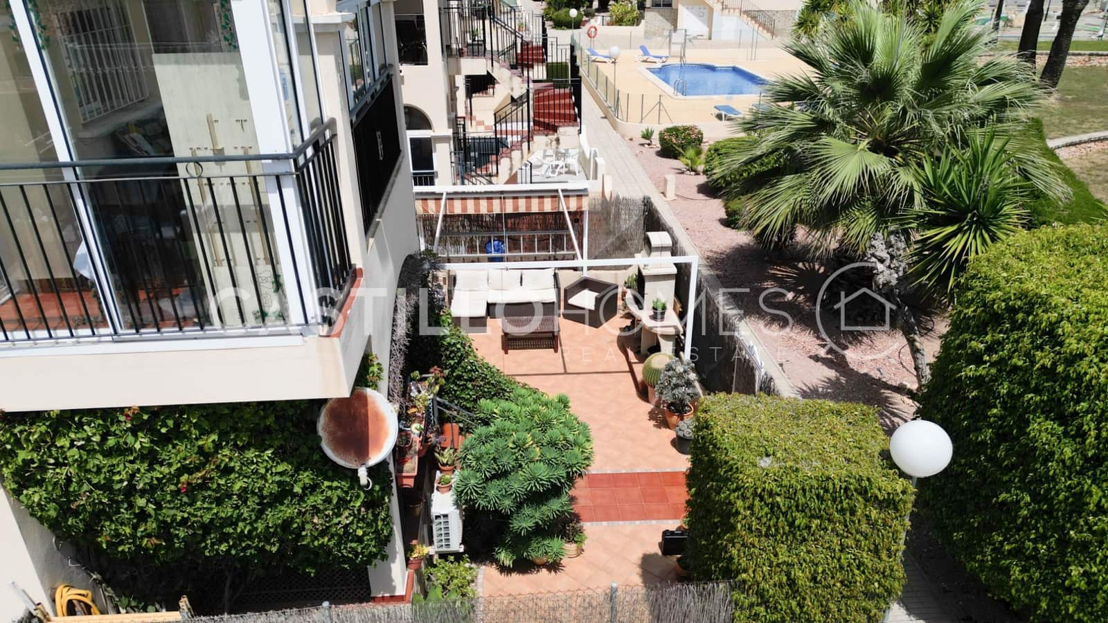 3 soverom Bungalow til salgs i La Florida med svømmebasseng garasje - € 196 999 (Ref: 9867505)
