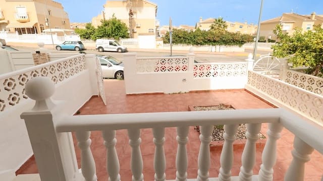 2 soveværelse Lejlighed til salg i Doña Pepa, Rojales med swimmingpool - € 179.900 (Ref: 9889209)