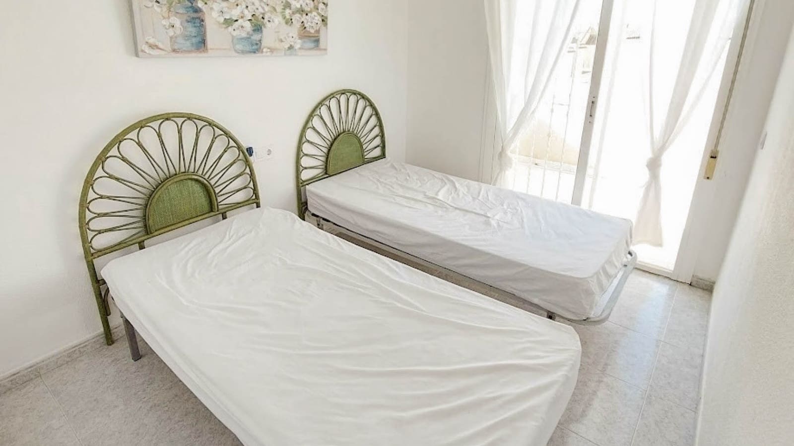 2 soveværelse Lejlighed til salg i Dona Pepa med swimmingpool - € 179.900 (Ref: 9889209)