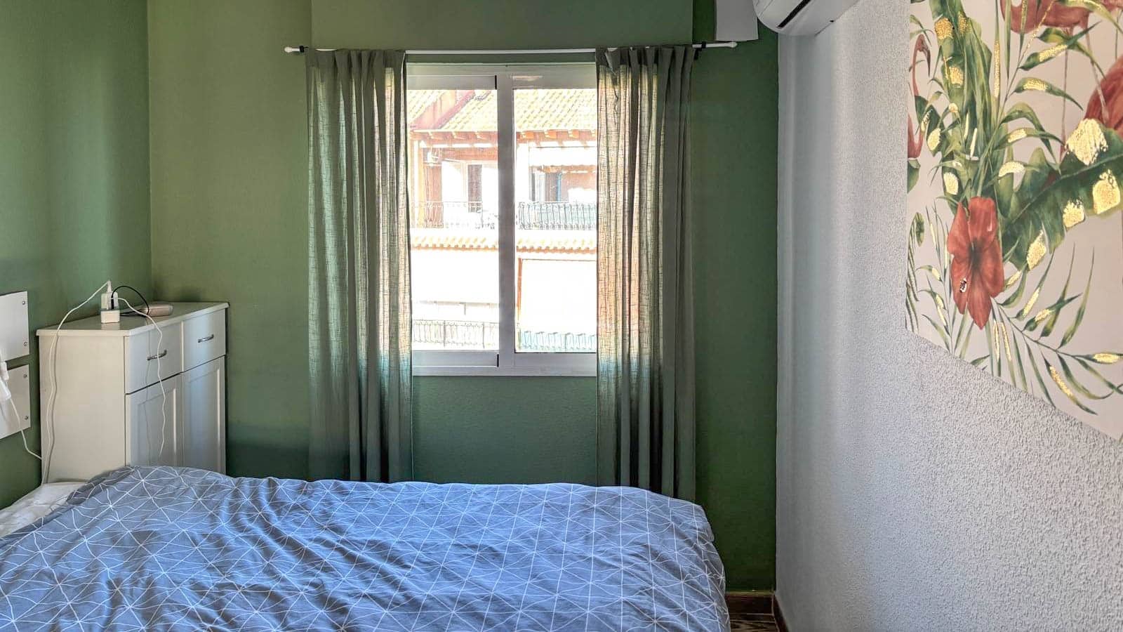 2 sypialnia Penthouse na sprzedaż w Torrevieja z garażem - 195 000 € (Ref: 9889385)