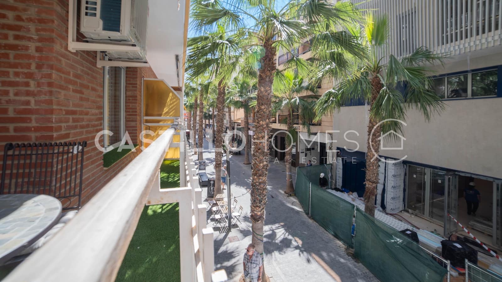 4 Zimmer Apartment zu verkaufen in Torrevieja - 285.000 € (Ref: 9893250)