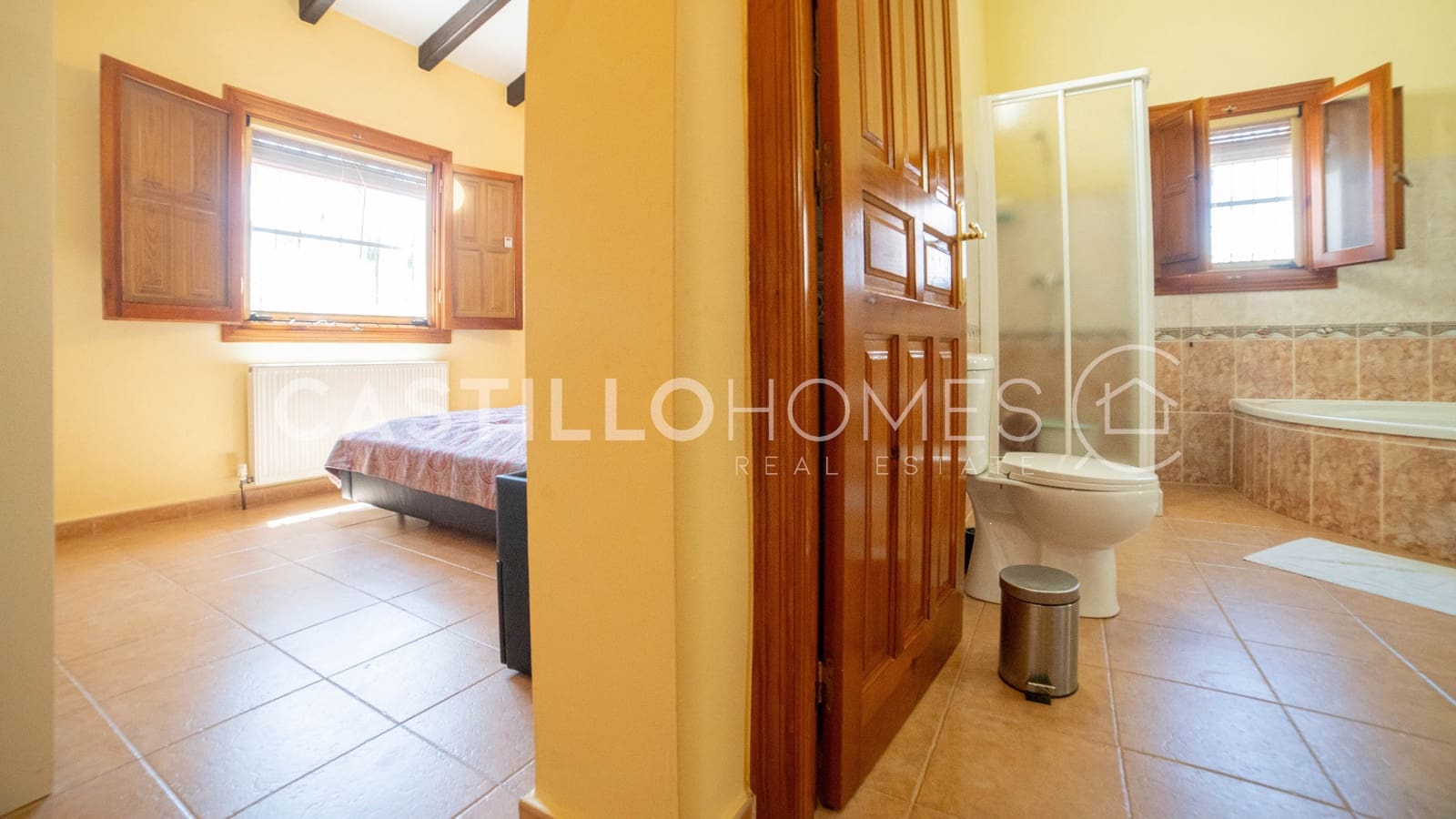 3 sypialnia Willa na sprzedaż w Rafal z basenem garażem - 649 990 € (Ref: 9895285)