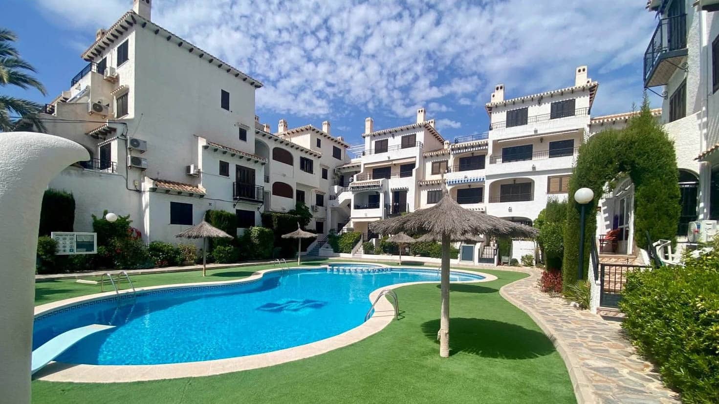 2 sypialnia Apartament na sprzedaż w Cabo Roig z basenem - 205 000 € (Ref: 9901283)