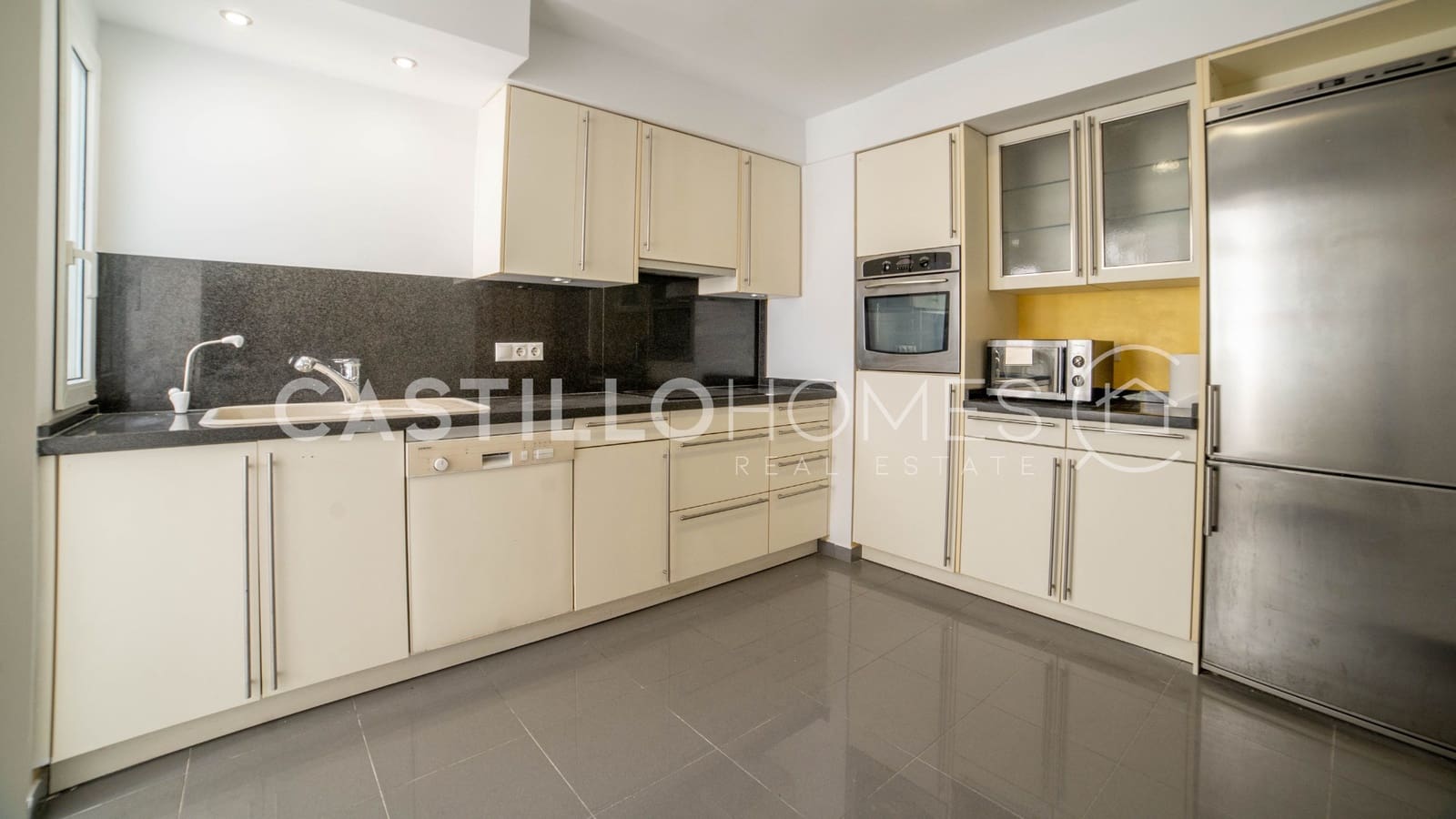 3 soveværelse Penthouse til salg i Torrevieja - € 600.000 (Ref: 9909464)