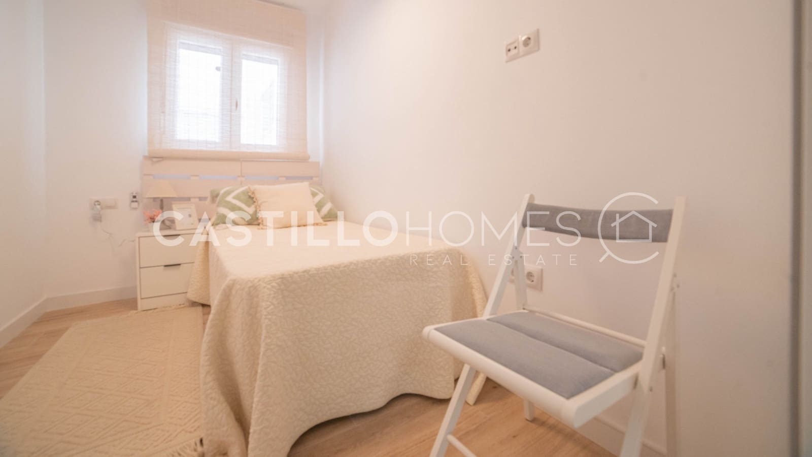 3 makuuhuone Huoneisto myytävänä paikassa Punta Prima mukana uima-altaan 
autotalli - 279 700 € (Ref: 9948852)