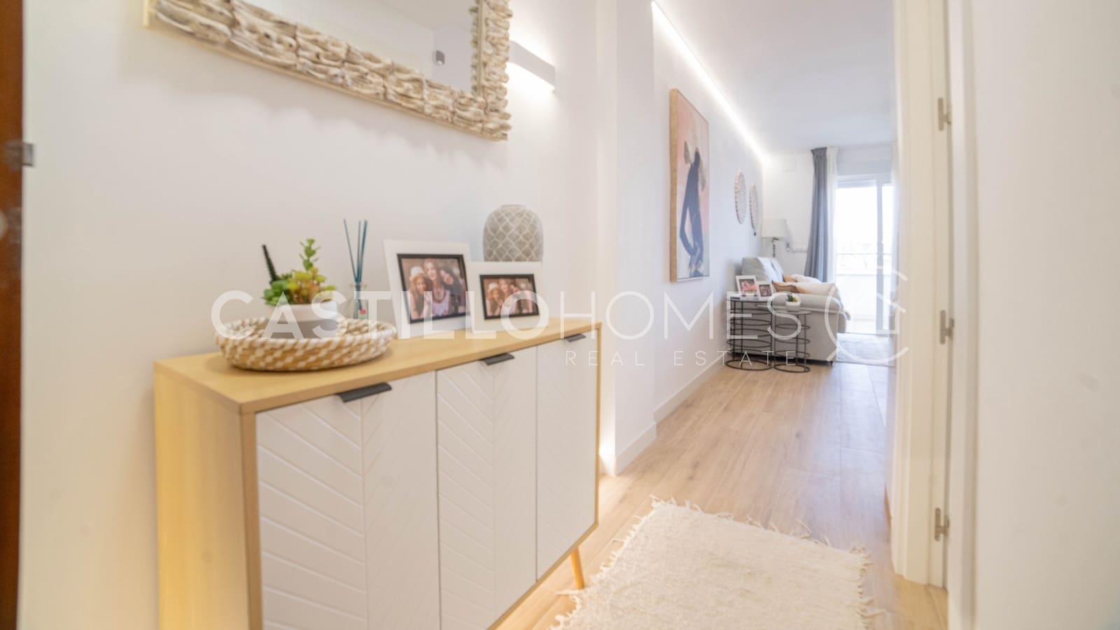 3 makuuhuone Huoneisto myytävänä paikassa Punta Prima mukana uima-altaan 
autotalli - 279 700 € (Ref: 9948852)