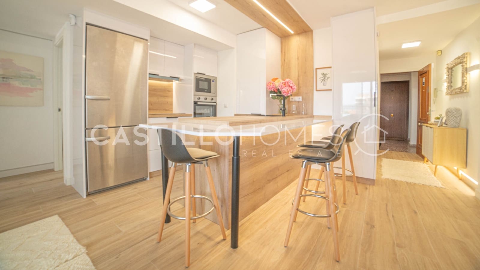 3 makuuhuone Huoneisto myytävänä paikassa Punta Prima mukana uima-altaan 
autotalli - 279 700 € (Ref: 9948852)
