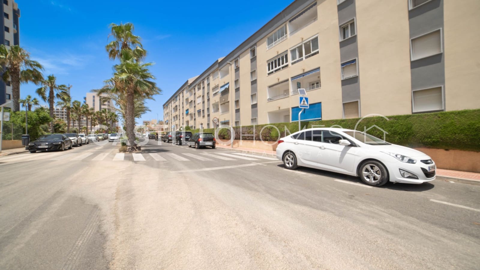 3 makuuhuone Huoneisto myytävänä paikassa Punta Prima mukana uima-altaan 
autotalli - 279 700 € (Ref: 9948852)
