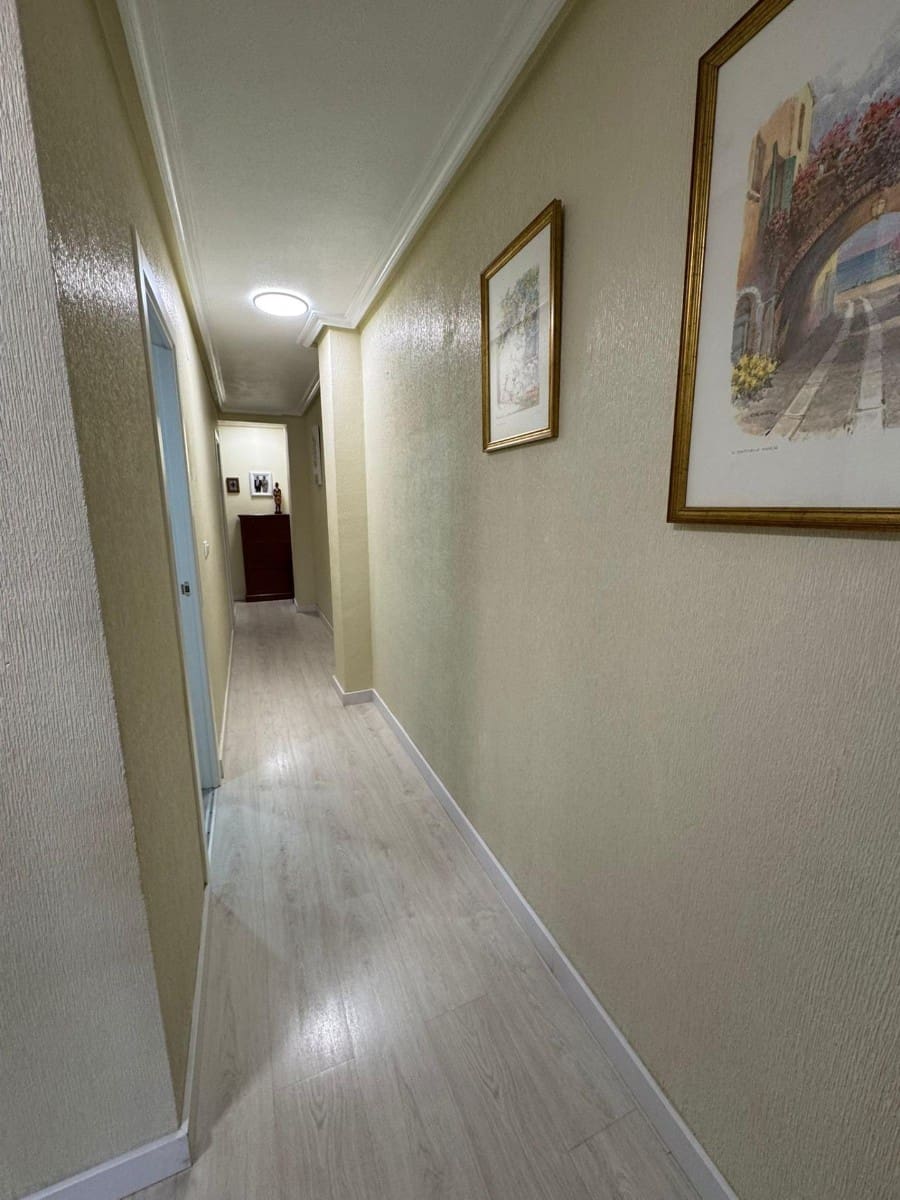 3 slaapkamer Appartement te koop in Torrevieja met garage - € 209.500 (Ref: 9958310)