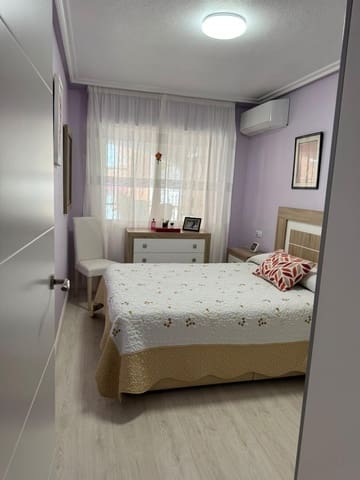 3 slaapkamer Appartement te koop in Playa de los Locos, Torrevieja met garage - € 209.500 (Ref: 9958310)