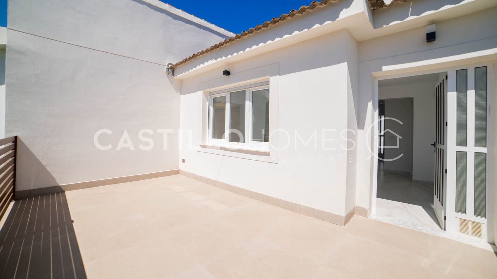 3 chambre Maison de Ville à vendre à Torrevieja avec piscine garage - 665 000 € (Ref: 9993690)