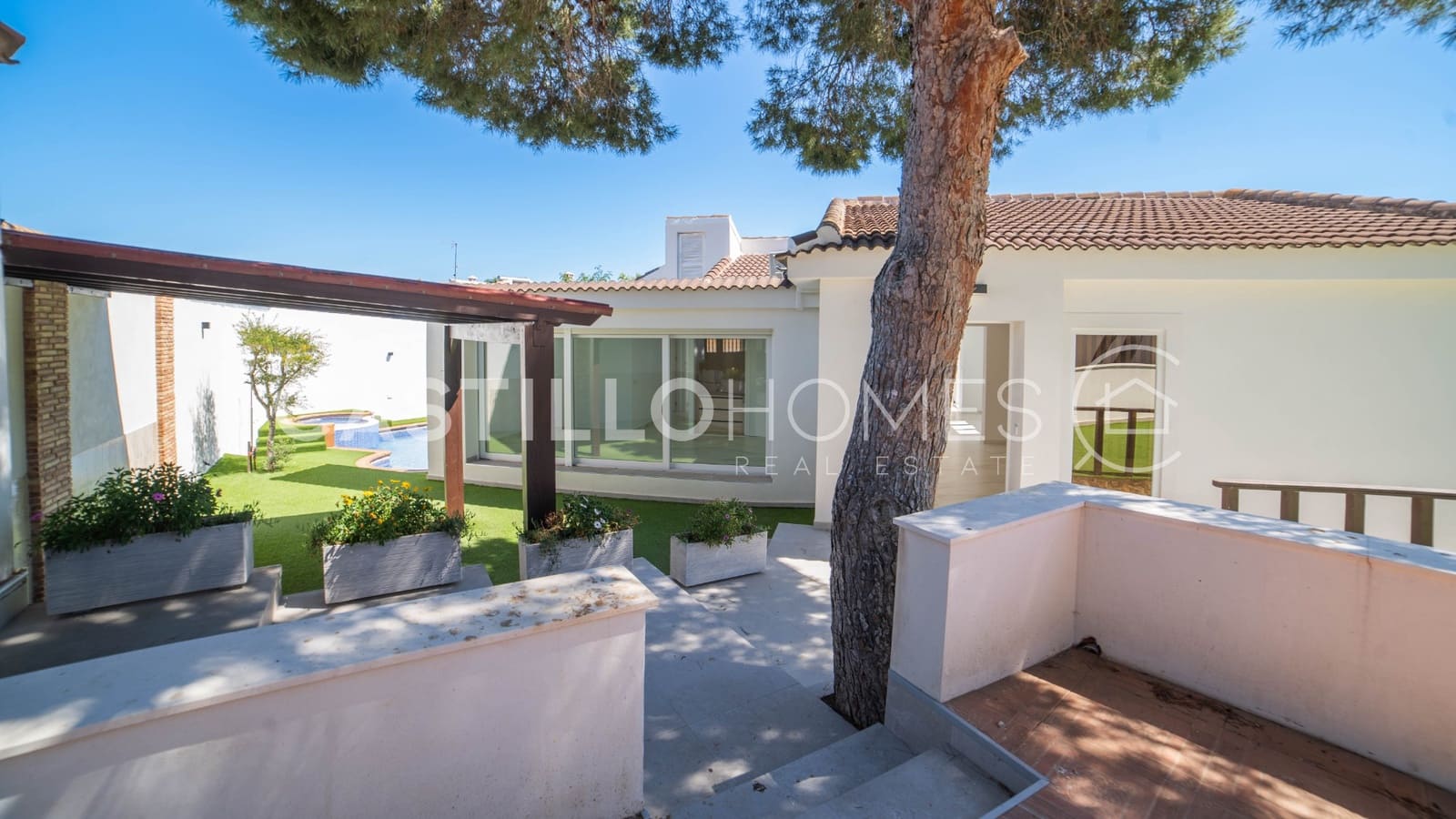3 chambre Maison de Ville à vendre à Torrevieja avec piscine garage - 665 000 € (Ref: 9993690)