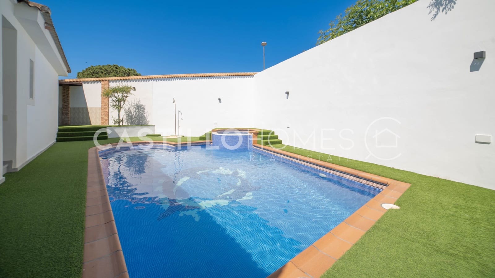 3 chambre Maison de Ville à vendre à Torrevieja avec piscine garage - 665 000 € (Ref: 9993690)