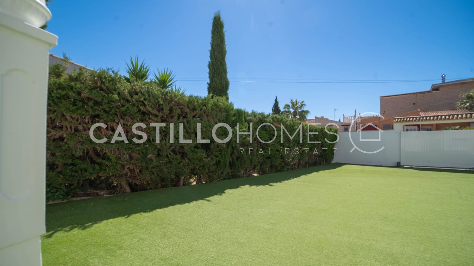 3 chambre Maison de Ville à vendre à Torrevieja avec piscine garage - 665 000 € (Ref: 9993690)