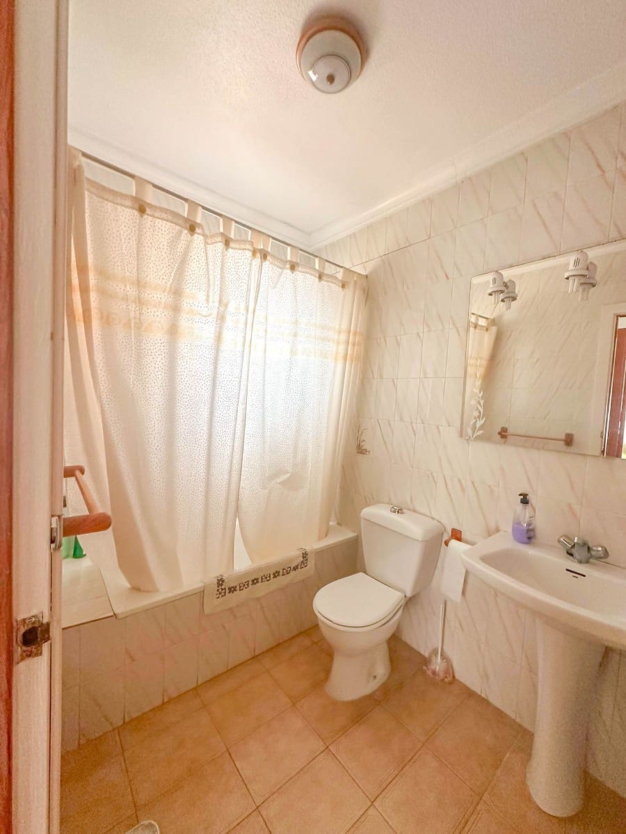 3 camera da letto Bungalow in vendita in Torrevieja con garage - 219.000 € (Rif: 9995963)