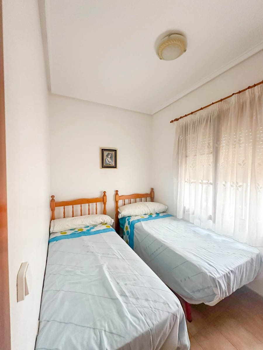 3 camera da letto Bungalow in vendita in Torrevieja con garage - 219.000 € (Rif: 9995963)