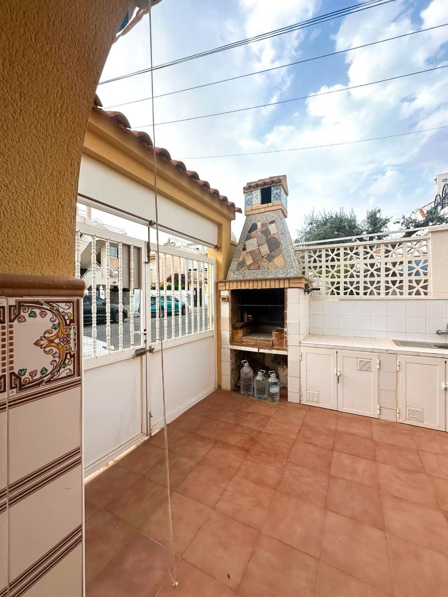 3 camera da letto Bungalow in vendita in Torrevieja con garage - 219.000 € (Rif: 9995963)