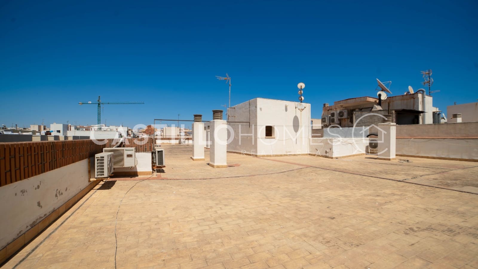 3 soveværelse Lejlighed til salg i Torrevieja - € 450.000 (Ref: 9999983)
