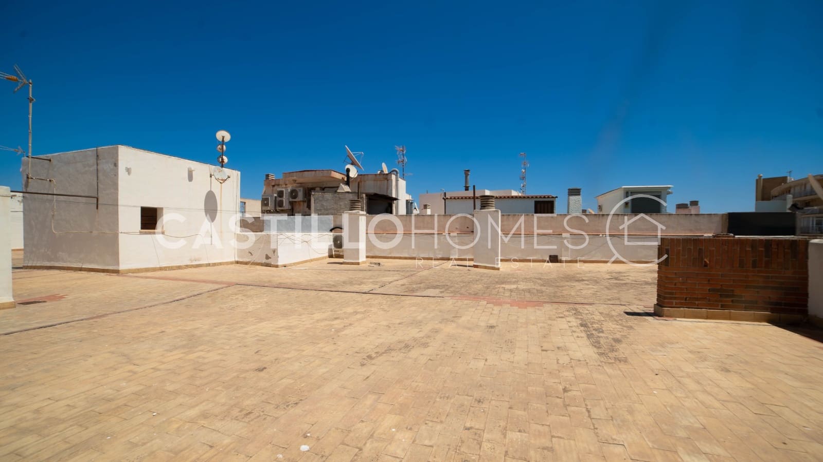3 soveværelse Lejlighed til salg i Torrevieja - € 450.000 (Ref: 9999983)