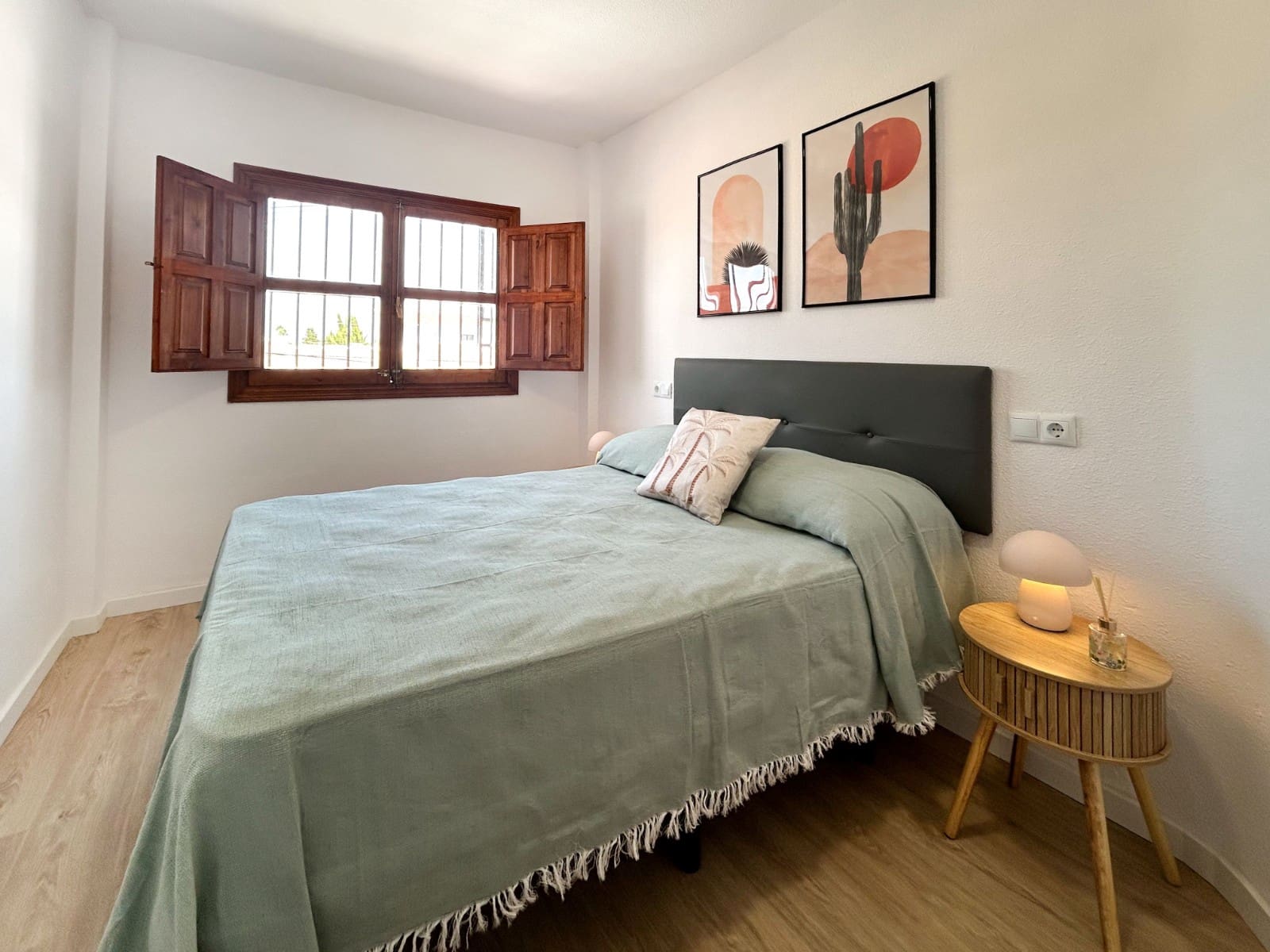 2 slaapkamer Bungalow te koop in Torrevieja - € 117.500 (Ref: 10019808)