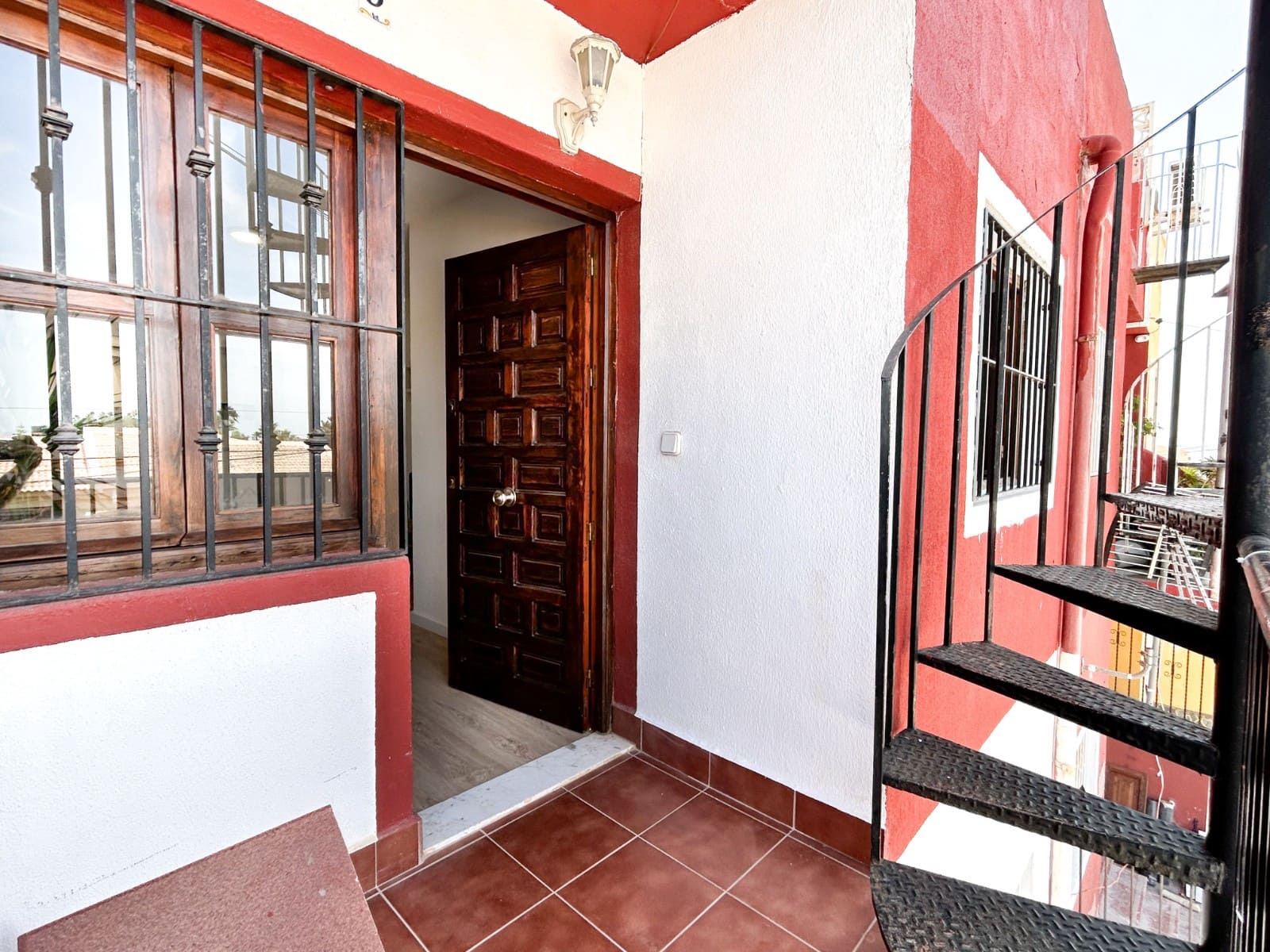 2 slaapkamer Bungalow te koop in Torrevieja - € 117.500 (Ref: 10019808)