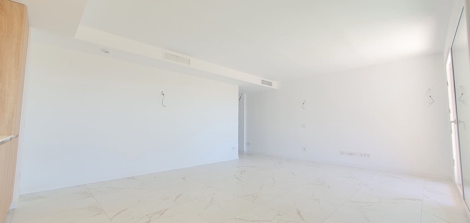 Apartamento de 2 habitaciones en Punta Prima en venta con piscina garaje - 373.000 € (Ref: 10095744)