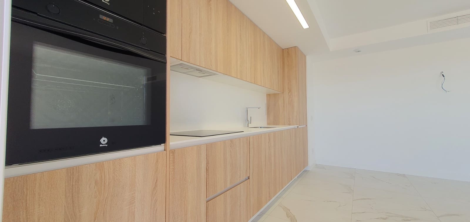 Apartamento de 2 habitaciones en Punta Prima en venta con piscina garaje - 373.000 € (Ref: 10095744)